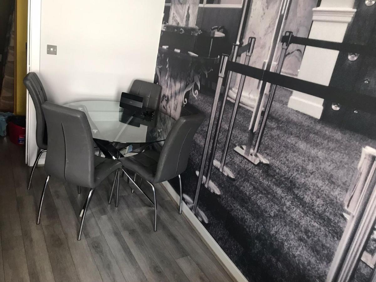 Luxe Apartments Near Albert Docks - 3 Graces - Liverpool One - Business, Contract & Corporate Ready Exterior photo